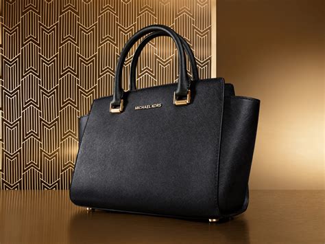 Shop Michael Kors Tote Bags Online Dubai, UAE .